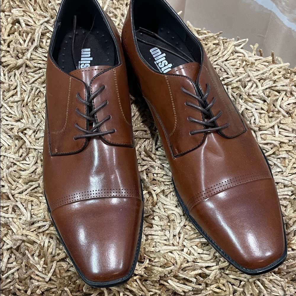Unlisted by Kenneth Cole Tan Oxfords